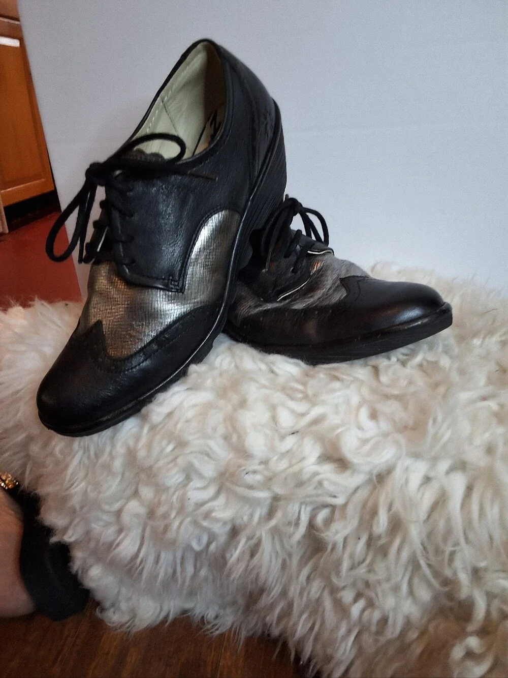 Fly London Black Silver Leather Lace Up Wedge Oxford Shoes Size 40 9- 9.6